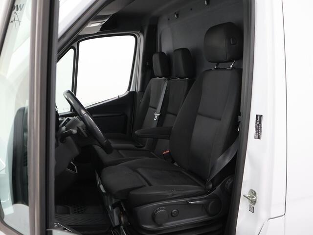 Mercedes-Benz SPRINTER 316 CDI L1 H1 | Aut. | Navigatie | Parkeercamera | Climate Control | Keyless Go | LED | Distronic | Trekhaak | Certified