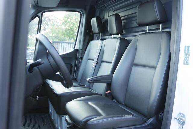 Mercedes-Benz SPRINTER 317CDI L2H1 RWD, Navigatie, Camera, Navigatie, Lederen bekleding, Achteruitrijcamera, Climate Control, Bijrijdersbank,