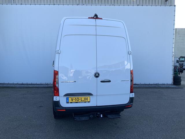 Mercedes-Benz SPRINTER 319 3.0 CDI L2H2 Automaat Airco Navi Cruise Leer 3 Zits Opstap &Trekhaak 2000kg Euro 6 Camera 6 Cilinder