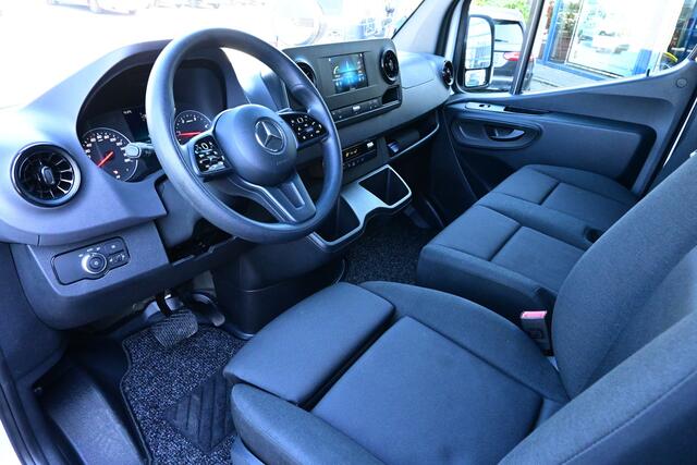 Mercedes-Benz SPRINTER 317 CDI L2H2 3500 kg trekhaak, MBUX met parkeerpakket en camera