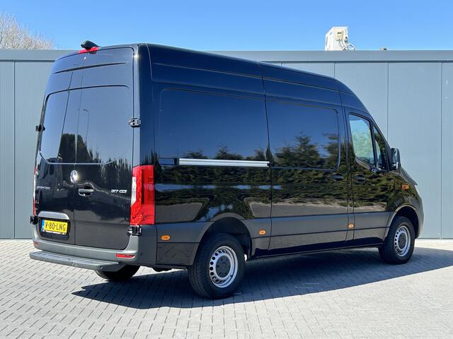 Mercedes-Benz SPRINTER 317 CDI 170 PK / L2H2 / AIRCO / CRUISE / CAMERA / NAVIGATIE / 3-ZITS