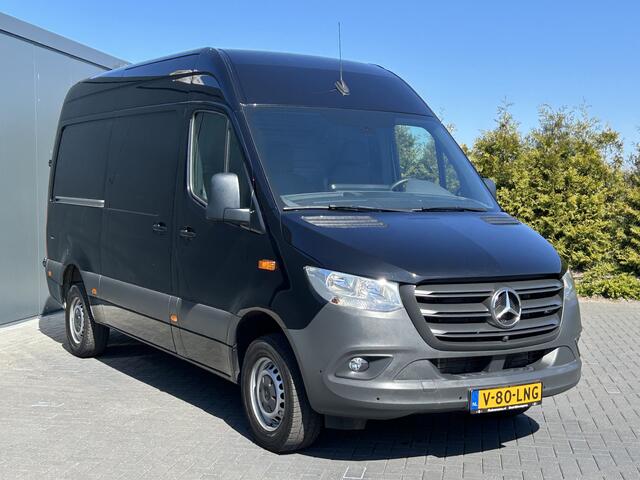 Mercedes-Benz SPRINTER 317 CDI 170 PK / L2H2 / AIRCO / CRUISE / CAMERA / NAVIGATIE / 3-ZITS