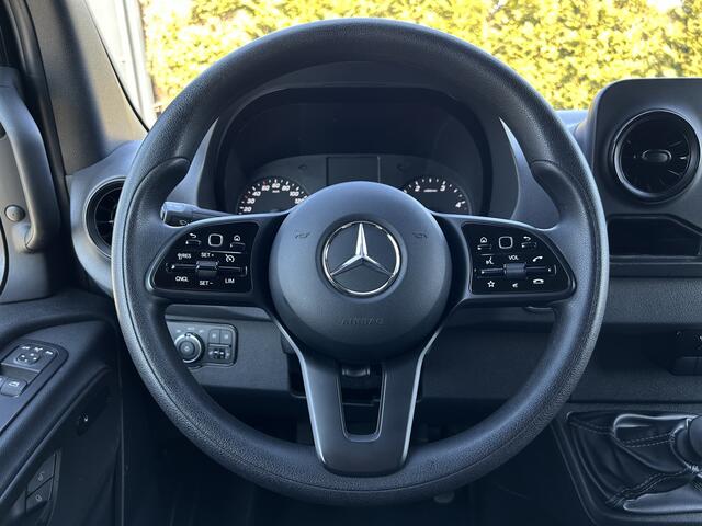 Mercedes-Benz SPRINTER 317 CDI 170 PK / L2H2 / AIRCO / CRUISE / CAMERA / NAVIGATIE / 3-ZITS