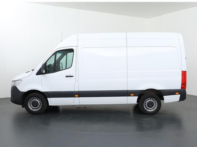 Mercedes-Benz SPRINTER 315 CDI Aut. | L2 H2 | Parkeercamera | Trekhaak 3500kg | Airco | Achteruitrijcamera | Dodehoekwaarschuwing | Comfort bestuurdersstoel en bijrijdersbank | Navigatie | Cruise Control | Spiegelpakket | Certified