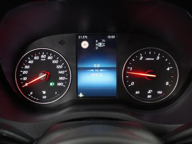 Mercedes-Benz SPRINTER 315 CDI Aut. | L2 H2 | Parkeercamera | Trekhaak 3500kg | Airco | Achteruitrijcamera | Dodehoekwaarschuwing | Comfort bestuurdersstoel en bijrijdersbank | Navigatie | Cruise Control | Spiegelpakket | Certified