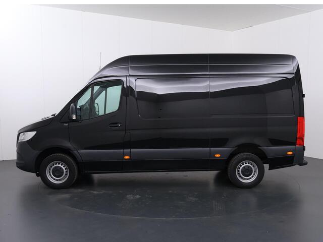 Mercedes-Benz SPRINTER 317 CDI | L2 H2 | Parkeercamera | 3-zits | Comfortstoel | Navigatie | Airco | Stoelverwarming | Certified