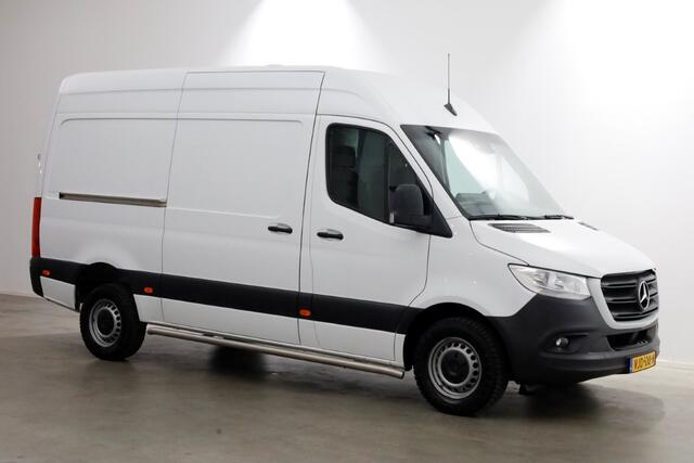 Mercedes-Benz SPRINTER 317 CDI 170pk L2H2 RWD 9G Automaat Camera/Trekhaak 3500kg 03-2021