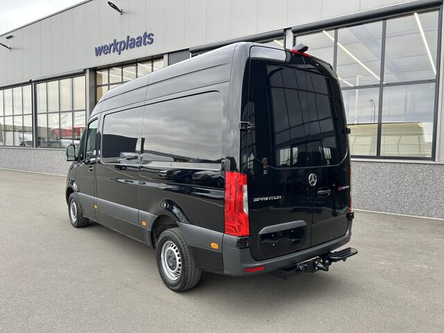 Mercedes-Benz SPRINTER 317 CDI L2 H2 3500KG Trekhaak / Automaat / MBUX / Carplay navigatie / Cruise control / Airco / 270 Graden achterdeuren