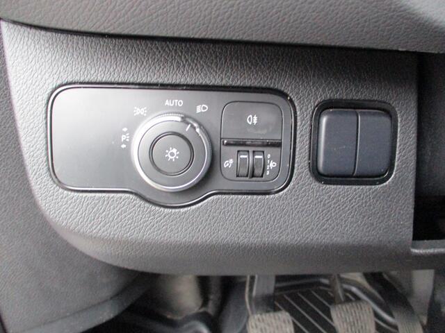 Mercedes-Benz SPRINTER 214 143 PK L2H1 Airco Apple CarPlay Trekaak