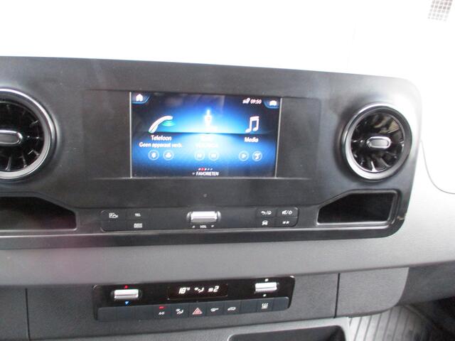 Mercedes-Benz SPRINTER 214 143 PK L2H1 Airco Apple CarPlay Trekaak