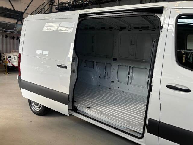Mercedes-Benz SPRINTER 311CDI L2H1 Airco Cruisecontrol Apple CarPlay NIEUW de goed goedkoopste sprinter van het land nieuw nieuw