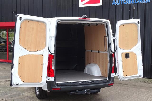 Mercedes-Benz SPRINTER 3500 KG trekgewicht
