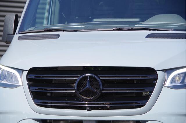 Mercedes-Benz SPRINTER 319 3.0 CDI V6 L2H2 AUT. LED, LEDER, 2X SCHUIFDEUR, 3.5T TREKHAAK, 360 CAMERA, NAVI, CRUISE, STANDKACHEL