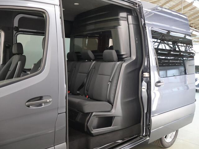 Mercedes-Benz SPRINTER 319 3.0 CDI V6 | L2 H2 | Dubbele Cabine | Climate Control | LM Velgen | 5-zits | Navigatie | Schuifdeur L+R | 3500KG AHW | 360° Camera | Certified |