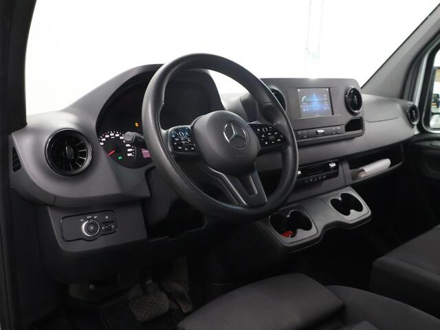 Mercedes-Benz SPRINTER 315 CDI L2 H2 | Aut. | 3500 KG AHW | Sidebars | Carplay | Airco | Cruise | 3-zits | Certified