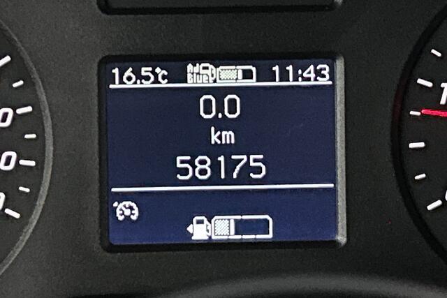Mercedes-Benz SPRINTER 317 1.9 CDI L2H2 RWD | 360 graden | Cruise control | Airconditioning | Parkeersensoren | Stoelen verwarmd