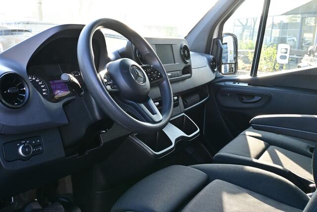Mercedes-Benz SPRINTER 317 CDI L3H2 3500 KG trekhaak, Navigatie met camera