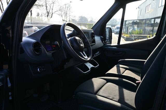 Mercedes-Benz SPRINTER 317 CDI L2H2 3500 KG trekhaak, Navigatie met camera