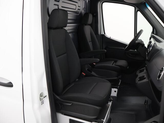 Mercedes-Benz SPRINTER 315 L3H2 RWD PRO | AUTOMAAT | GEVEERDE STOEL | CAMERA | APPLE CARPLAY