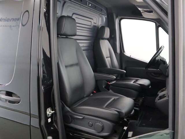 Mercedes-Benz SPRINTER 317 CDI Aut. | L2 H1 | 3500 KG Trekhaak | Lederen bekleding | Navigatie | Parkeercamera | Climate Control | Keyless Go | Certified