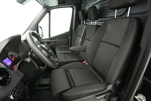 Mercedes-Benz SPRINTER 319 CDI L3H2 191PK Automaat Airco Cruise Camera Carplay PDC 3 Persoons Imperiaal Ladder