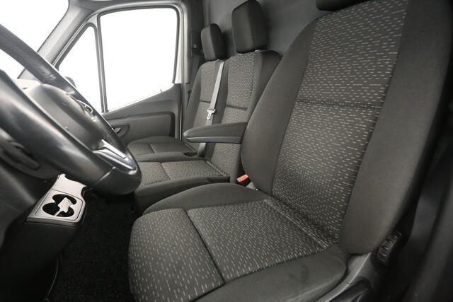 Mercedes-Benz SPRINTER 319 3.0 CDI L3H2 V6 191PK Automaat Airco Cruise Carplay Camera 3 Persoons Elektrpakket