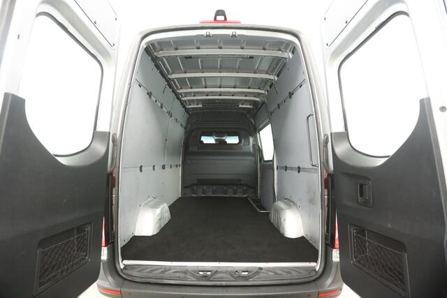 Mercedes-Benz SPRINTER 319 3.0 CDI L2H2 V6 191PK Automaat Airco 360Camera Cruise Carplay PDC 3 Persoons Elektrpakket Trekhaak