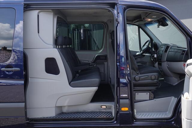 Mercedes-Benz SPRINTER L2H1 DC 319Cdi 3.0 6-Cilinder 190Pk 7G-tronic | RWD | Dubbele Cabine 5-Persoons | Trekhaak | Canvasit blauw