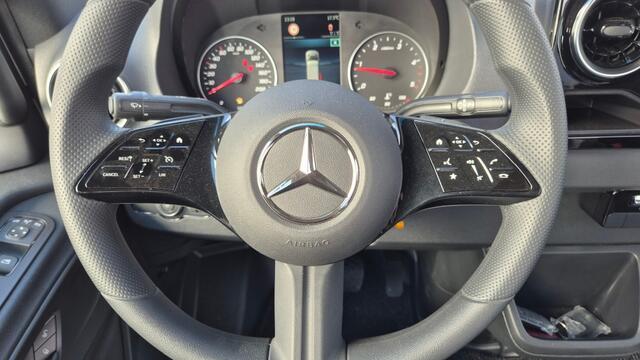 Mercedes-Benz SPRINTER 9-persoons rolstoelbus NIEUW