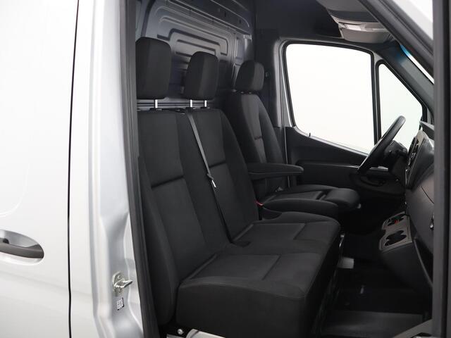 Mercedes-Benz SPRINTER 315 CDI L2 H2 | Aut. | 3500 KG AHW | Parkeercamera | Bluetooth | Airco | Keyless Go | Certified