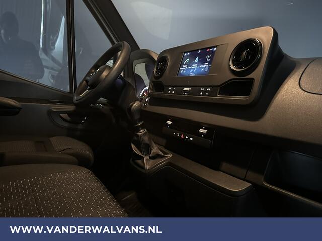 Mercedes-Benz SPRINTER 316 CDI 164pk Bakwagen L439cm Laadklep Euro6 Airco | Camera | Navigatie | Apple Carplay | Android auto MBUX, Bijrijdersbank