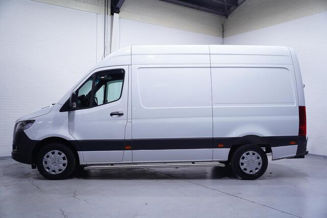 Mercedes-Benz SPRINTER 316 CDI 163 pk Aut. L2H2 Navi, Trekhaak Camera, Dodehoek Assist, Laadruimte Pakket, NAP, 3-Zits