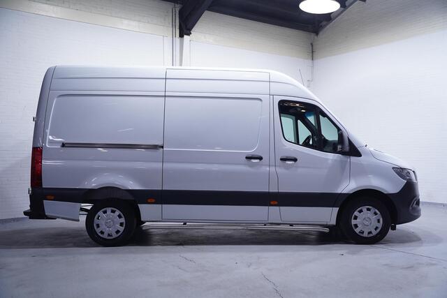 Mercedes-Benz SPRINTER 316 CDI 163 pk Aut. L2H2 Navi, Trekhaak Camera, Dodehoek Assist, Laadruimte Pakket, NAP, 3-Zits