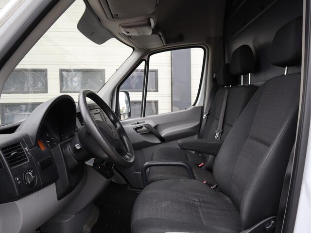 Mercedes-Benz SPRINTER 316 CDI Euro 6 Automaat L3H2 - Trekhaak - Airco - Camera