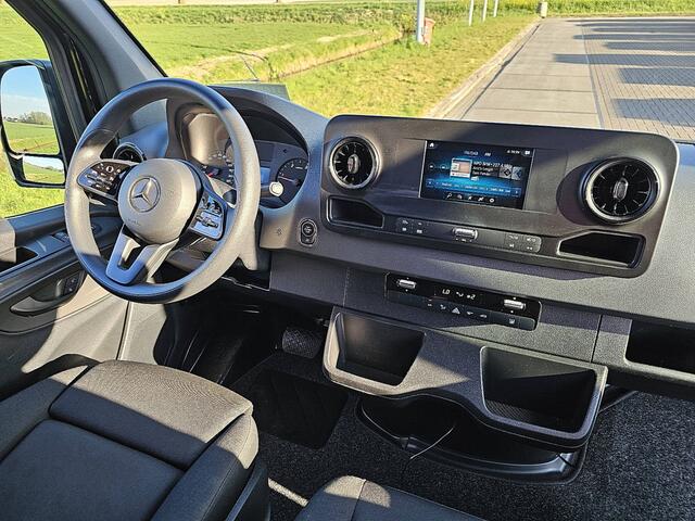 Mercedes-Benz SPRINTER 317 1.9 CDI L2H2 RWD Automaat, 3.5t-Trekhaak, RWD, Mbux, Airco, Cruise, 170 PK, Euro 6!