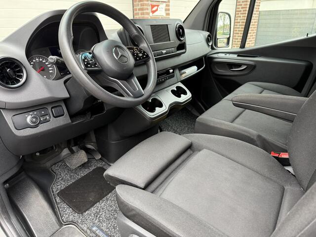 Mercedes-Benz SPRINTER 316 2.2 CDI L3H3 DC EURO VI-D zwart automaat
