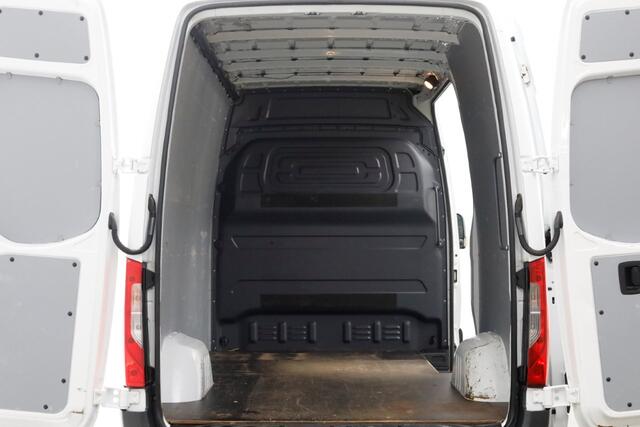 Mercedes-Benz SPRINTER 315 CDI 150pk RWD 9G Automaat L2H2 Navi/Camera Trekhaak 3500kg 03-2021