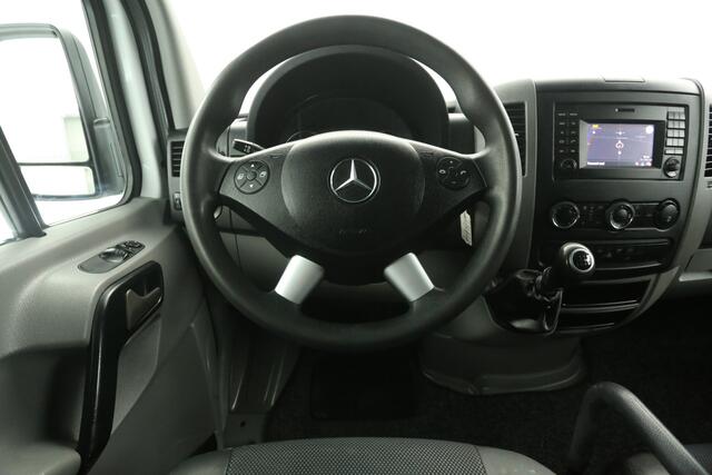 Mercedes-Benz SPRINTER 2.2 CDI L3H2 Airco Cruisecontrol Navigatie PDC 3 Persoons Elektrpakket