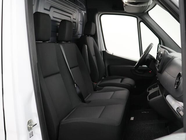 Mercedes-Benz SPRINTER 317 CDI Aut. | L3 H2 | Aut. | Parkeercamera | Airco | Cruise Control | Opstaptrede | 3-zits | Stoelverwarming | Certified |