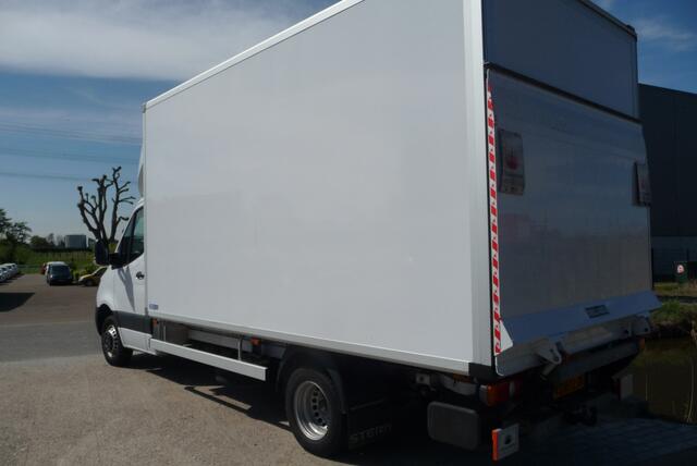 Mercedes-Benz SPRINTER 515 CDI 433 bakwagen met klep trekhaak zijdeur