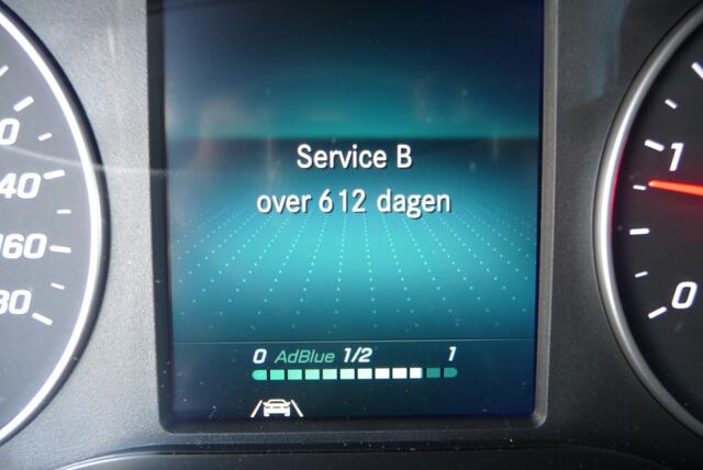Mercedes-Benz SPRINTER 515 CDI 433 bakwagen met klep trekhaak zijdeur