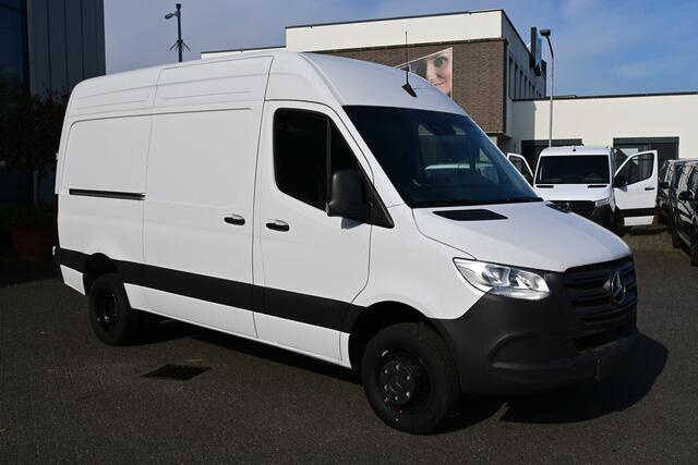 Mercedes-Benz SPRINTER 519 CDI L2H2 RWD 3500kg Trekhaak, MBUX met camera, Geveerde stoel