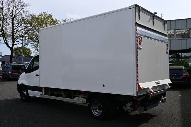 Mercedes-Benz SPRINTER 514 CDI Bakwagen met NIEUWE laadklep MBUX, Geveerde stoel, Stoelverwarming Nieuwe Laadklep 1000kg 180cm Plateau