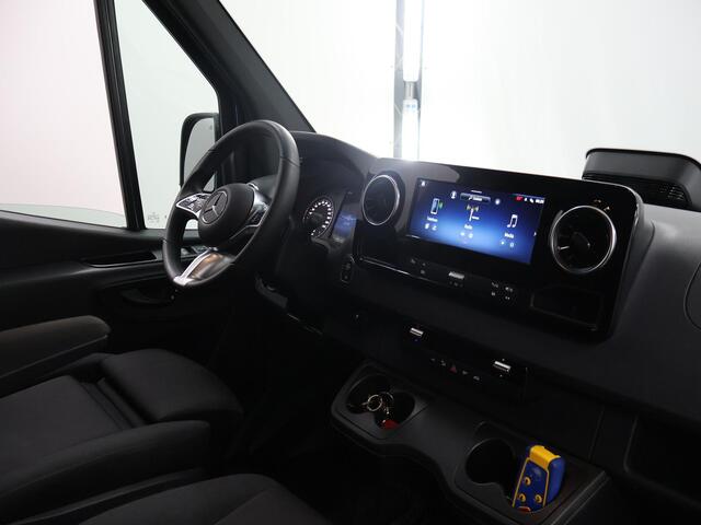 Mercedes-Benz SPRINTER 319 CDI Aut. | L2 H2 | Select | Laadklep | LED | 3-zits | Comfort-stoel | LM Velgen | Parkeercamera | Laadklep | Certified