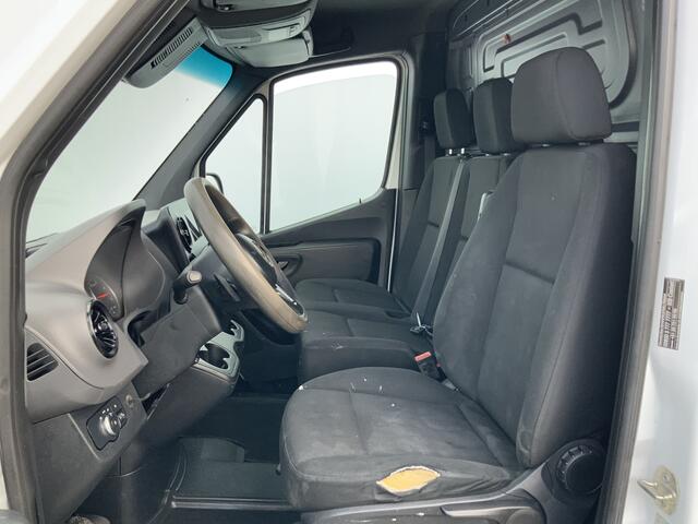 Mercedes-Benz SPRINTER 314 2.2 CDI L1H1 Automaat Airco Cruise Camera Navi 3 zits Trekhaak 2000 kg Euro 6