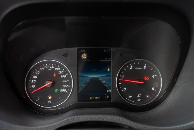 Mercedes-Benz SPRINTER 317 1.9 CDI L2H2 170PK AUT 3,5T trekgewicht, Distronic, 10,25 MBUX, Navigatie, LED, side assist, bijrijdersbank, achteruitrijcamera