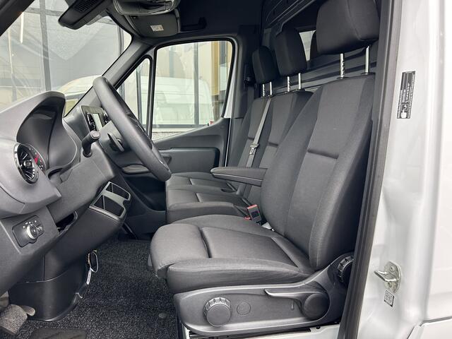 Mercedes-Benz SPRINTER 317 CDI L2 H2 9G-TRONIC / MBUX / Camera / Parkeersensoren / Navigatie / Cruise control / Airco / 270 Graden achterdeuren