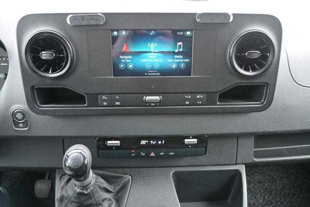 Mercedes-Benz SPRINTER 317 CDI L2H2 RWD MBUX met 360 graden camera en parkeersensoren, Geveerde stoel, Etc.