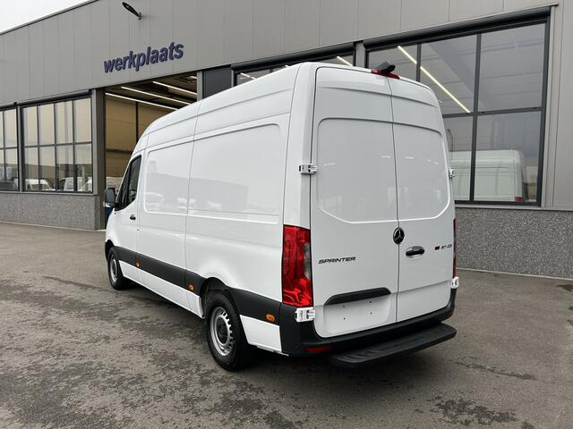 Mercedes-Benz SPRINTER 317 CDI L2 H2 MBUX / Navigatie / Camera / Parkeersensoren / Cruise control / Airco / 270 Graden achterdeuren