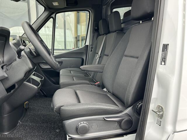 Mercedes-Benz SPRINTER 317 CDI L2 H2 MBUX / Navigatie / Camera / Parkeersensoren / Cruise control / Airco / 270 Graden achterdeuren